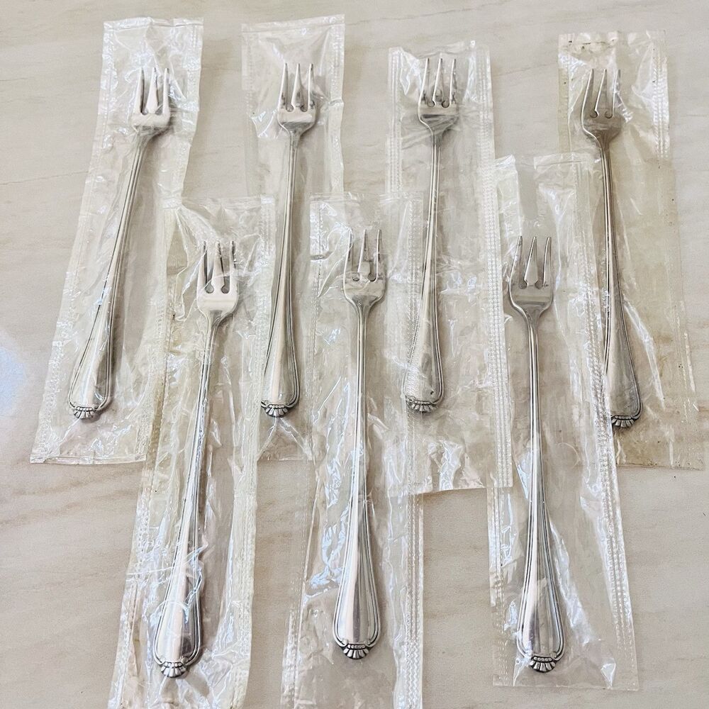 7pc New ONEIDA Winter Hill Stainless Cocktail/Seafood Fork 6” Distinction Deluxe